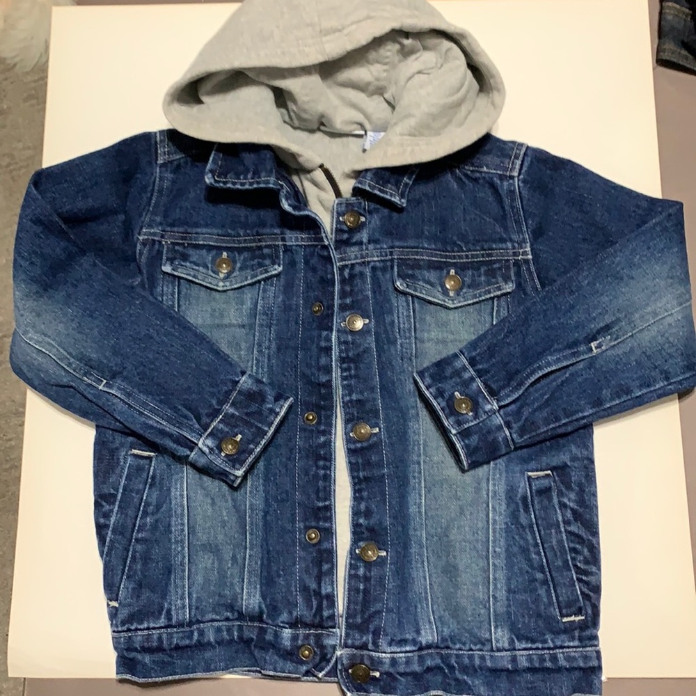 Greendog Denim hooded jean jacket boys size 7 snap and zip - preowned NICE